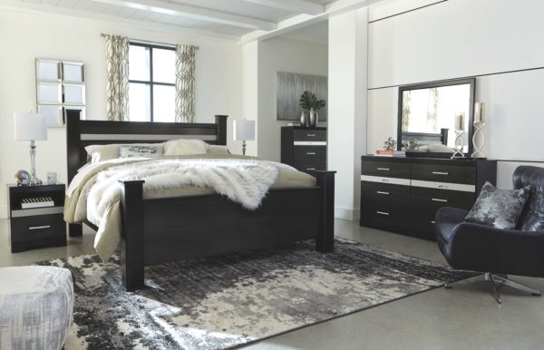 Starberry - Black - 8 Pc. - Dresser, Mirror, Chest, King Poster Bed, 2 Nightstands