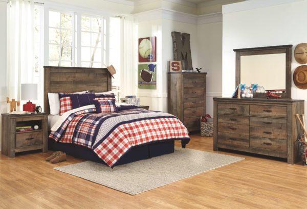 Trinell - Brown - 6 Pc. - Dresser, Mirror, Chest, Full Panel Headboard, 2 Nightstands