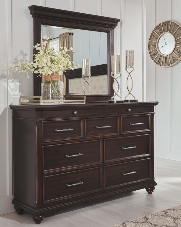 Brynhurst - Dark Brown - Dresser, Mirror