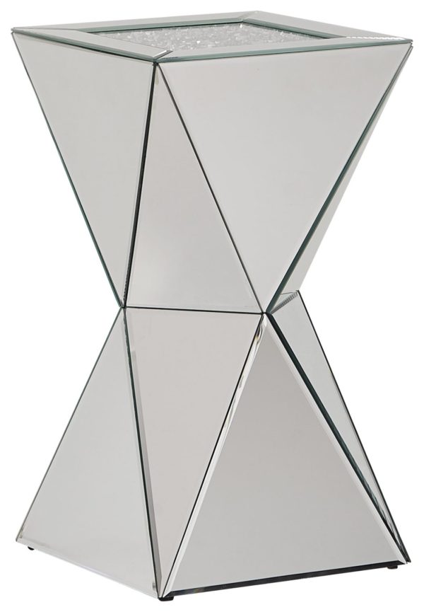 Gillrock - Metallic - Accent Table